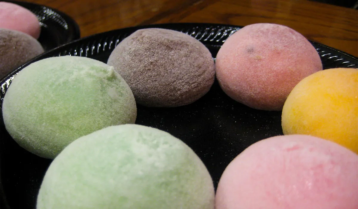 Giant Mochi, Mochi Jumbo yang Wajib Dicoba Giant Mochi, Mochi Jumbo yang Wajib Dicoba